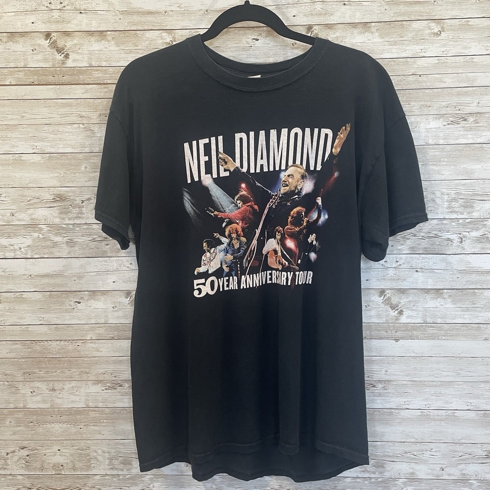 Neil‎ Diamond 50 Year Anniversary Tour T-Shirt Mens L Gildan Heavy Cotton 2017